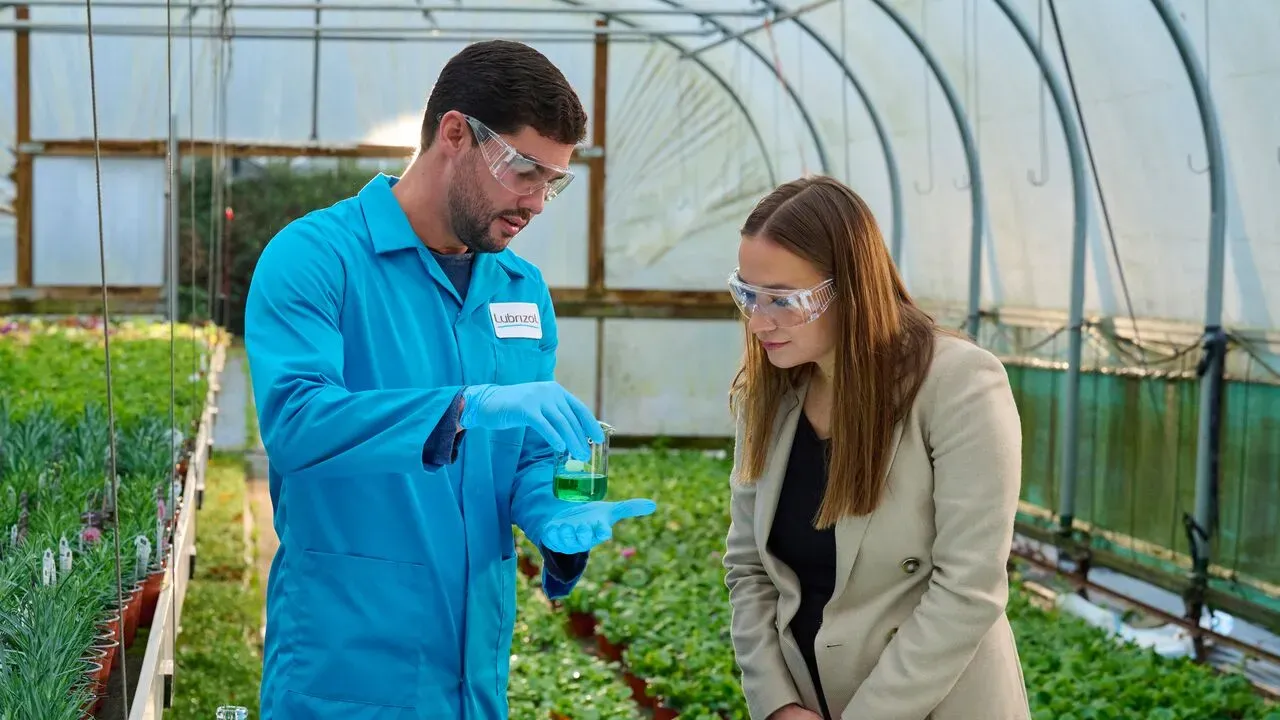 Lubrizol Releases 2025 Sustainability Report Highlighting Emissions Cut and Local Initiatives